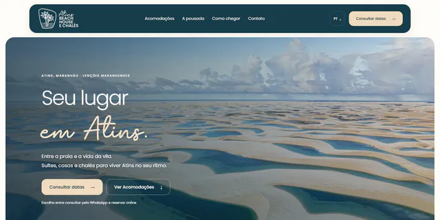A página inicial do site da Atins Beach House num computador: o título “Seu lugar em Atins.” sobre uma foto das dunas e lagoas.